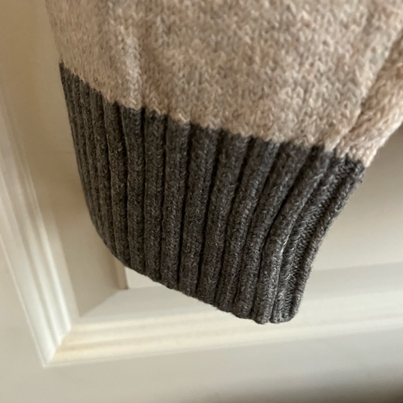 Men's Hooded Pullover - Goodfellow & Co ribbed cuffs and a ribbed hem.NEW & cozy - Picture 7 of 9